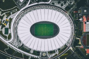爱游戏中国官方网站AYX SPORTS梅西强势归来！首战绝杀亮眼表现引爆西班牙观众激情